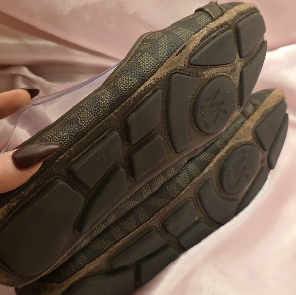 MK Fulton Ballet Flats - Picture 9 of 9